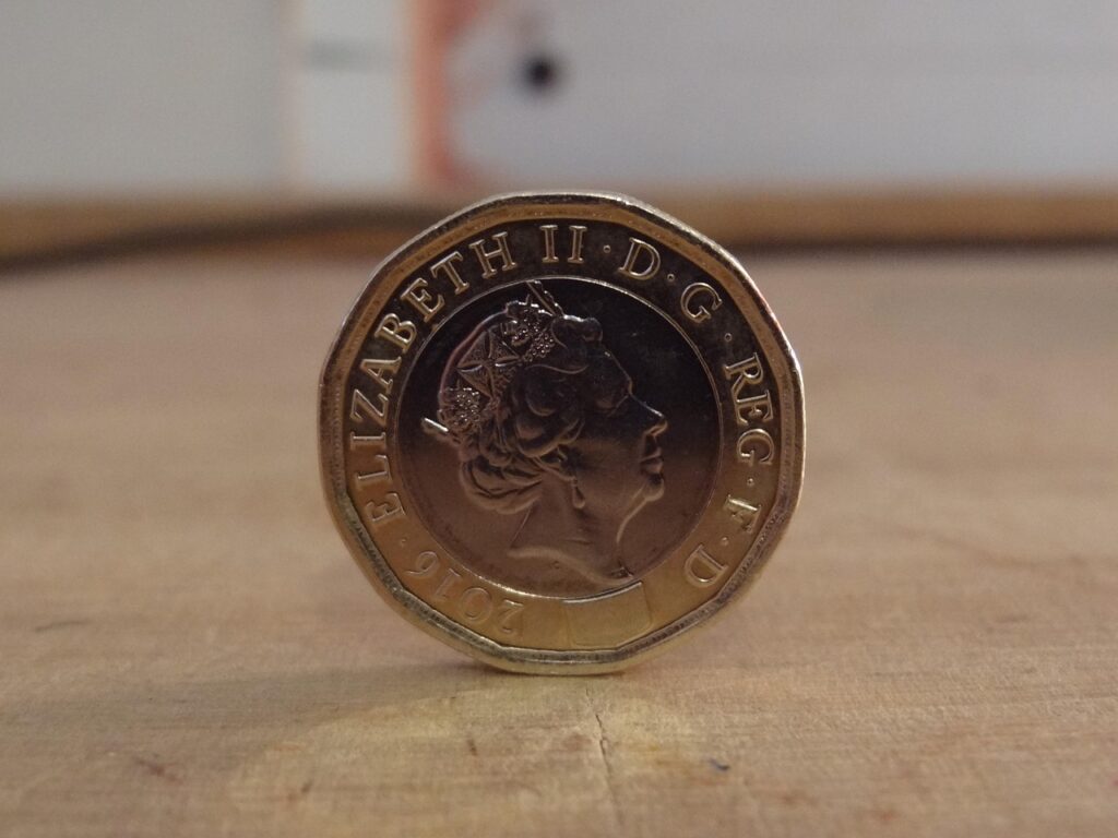 pound-2791501_1280